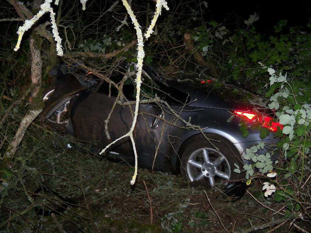 Fatal crash 2004 Nissan 350Z