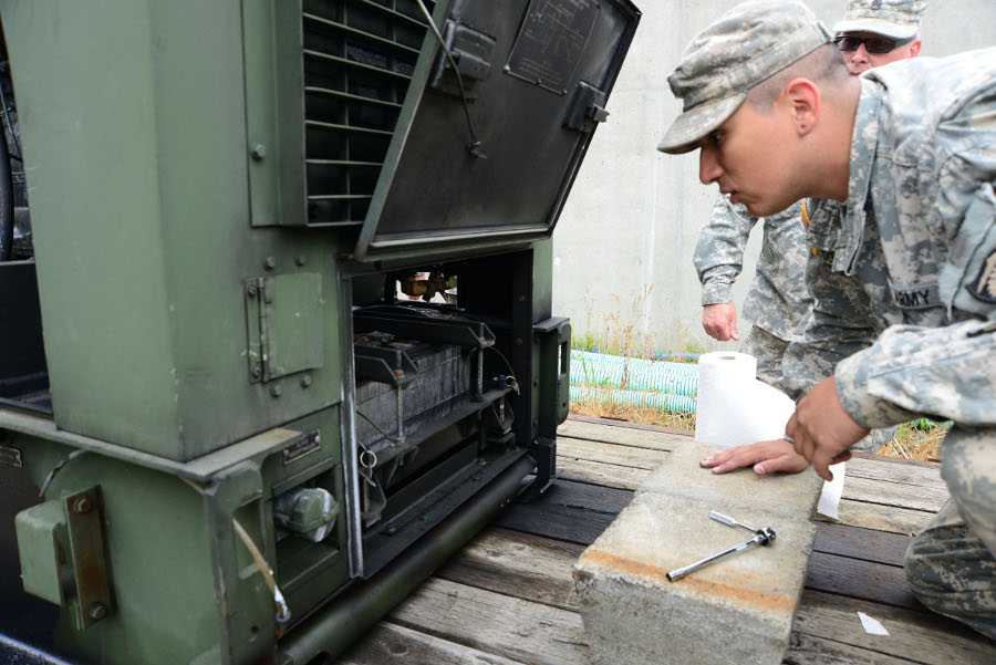 Spc. Franklin Dominguez, with the 3670th Maintenance Company ground support platoon Spc. Franklin Dominguez, with the 3670th Maintenance Company ground support platoon